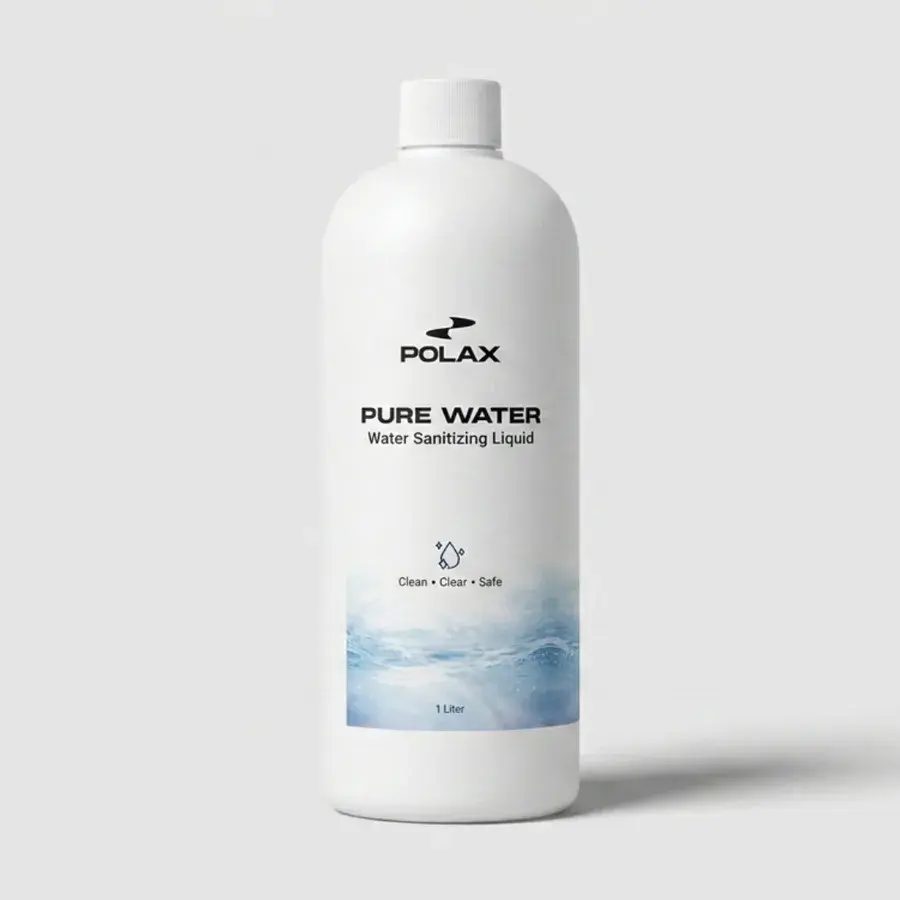 Hvid flaske med etiketten Pure Water fra Polax